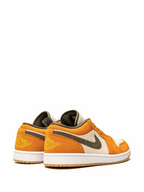 Air Jordan 1 Low SE "Christmas"
