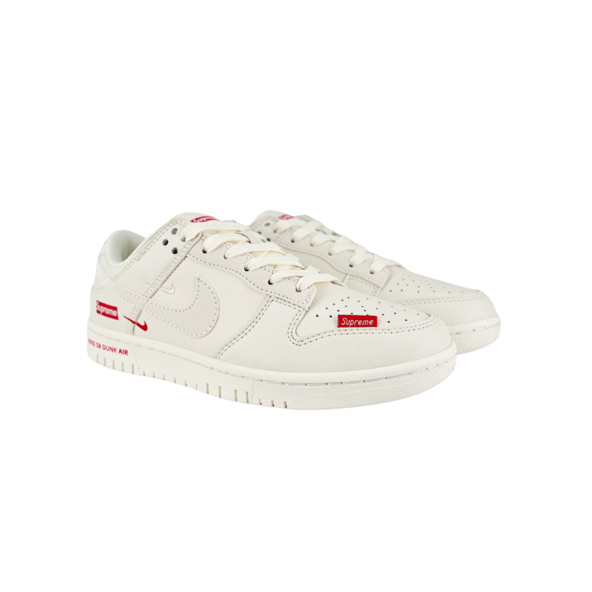 Dunk Low "Supreme"