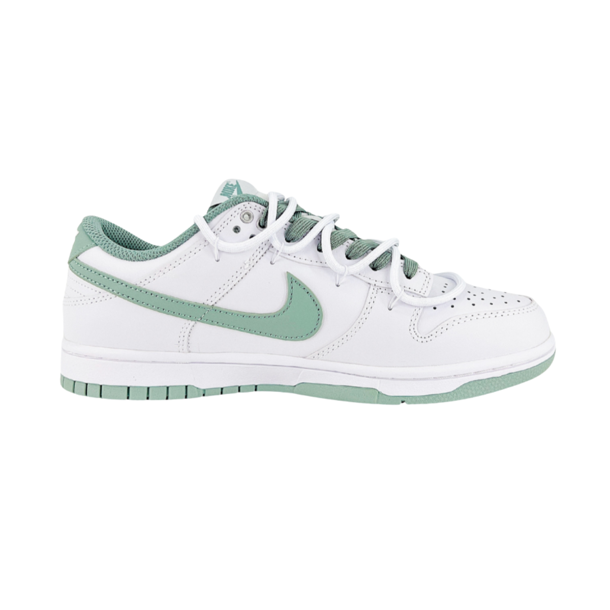 Dunk Low "Victory"